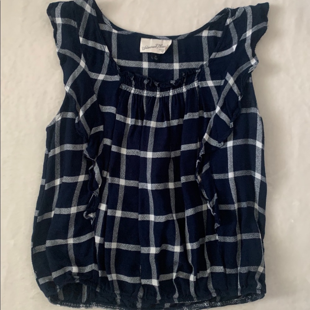 Universal Thread top